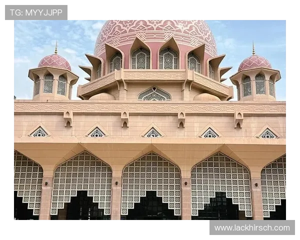 马来西亚云顶：云顶高原的历史背景、文化特色及其在马来西亚旅游中的地位